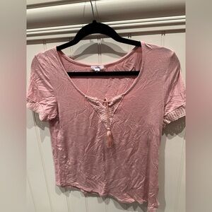 ARDENE Extra Small Adult Pink V-Neck Short Sleeve Crochet Trim Top Dance…